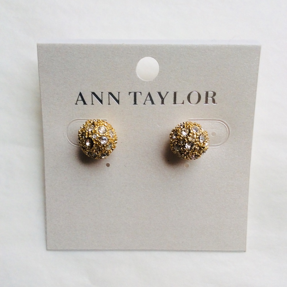 *NWT* Ann Taylor Earrings - Picture 1 of 4